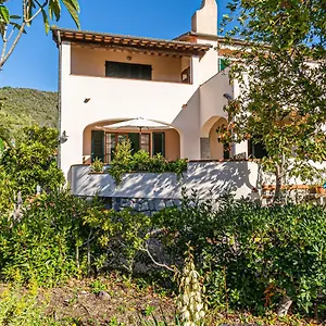 https://case-vacanza-filetto-a-marina-di-campo.it-tuscanyhotel.com